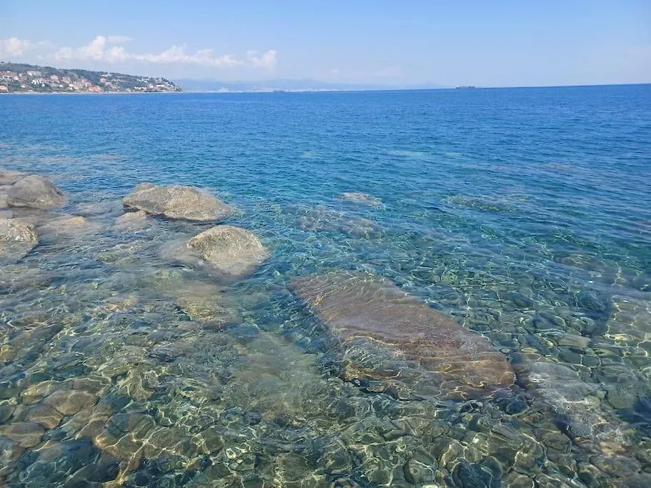 Appartamento Con Terrazza Fronte Mare Cogoleto Apartment