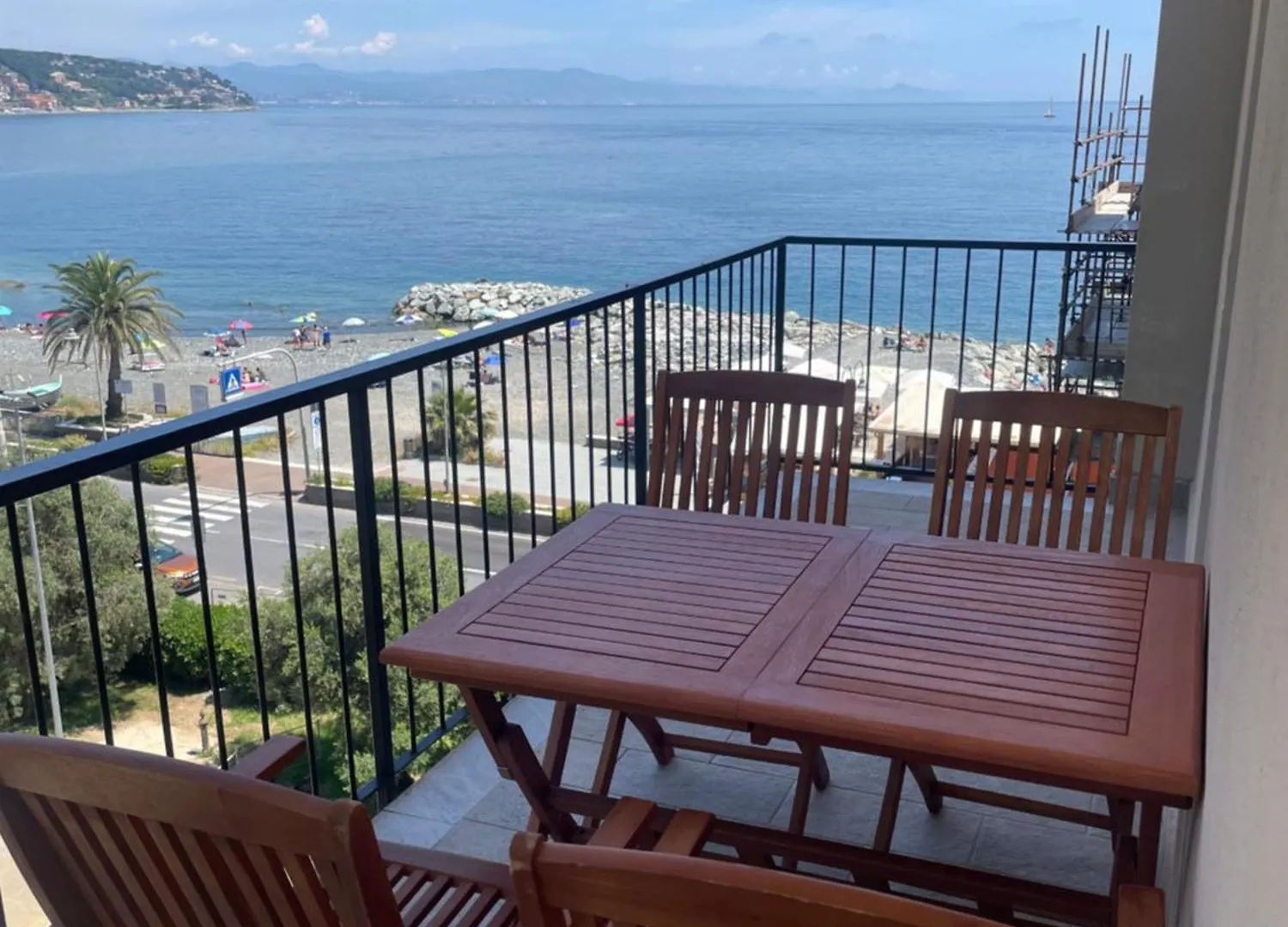 Appartamento Con Terrazza Fronte Mare Cogoleto